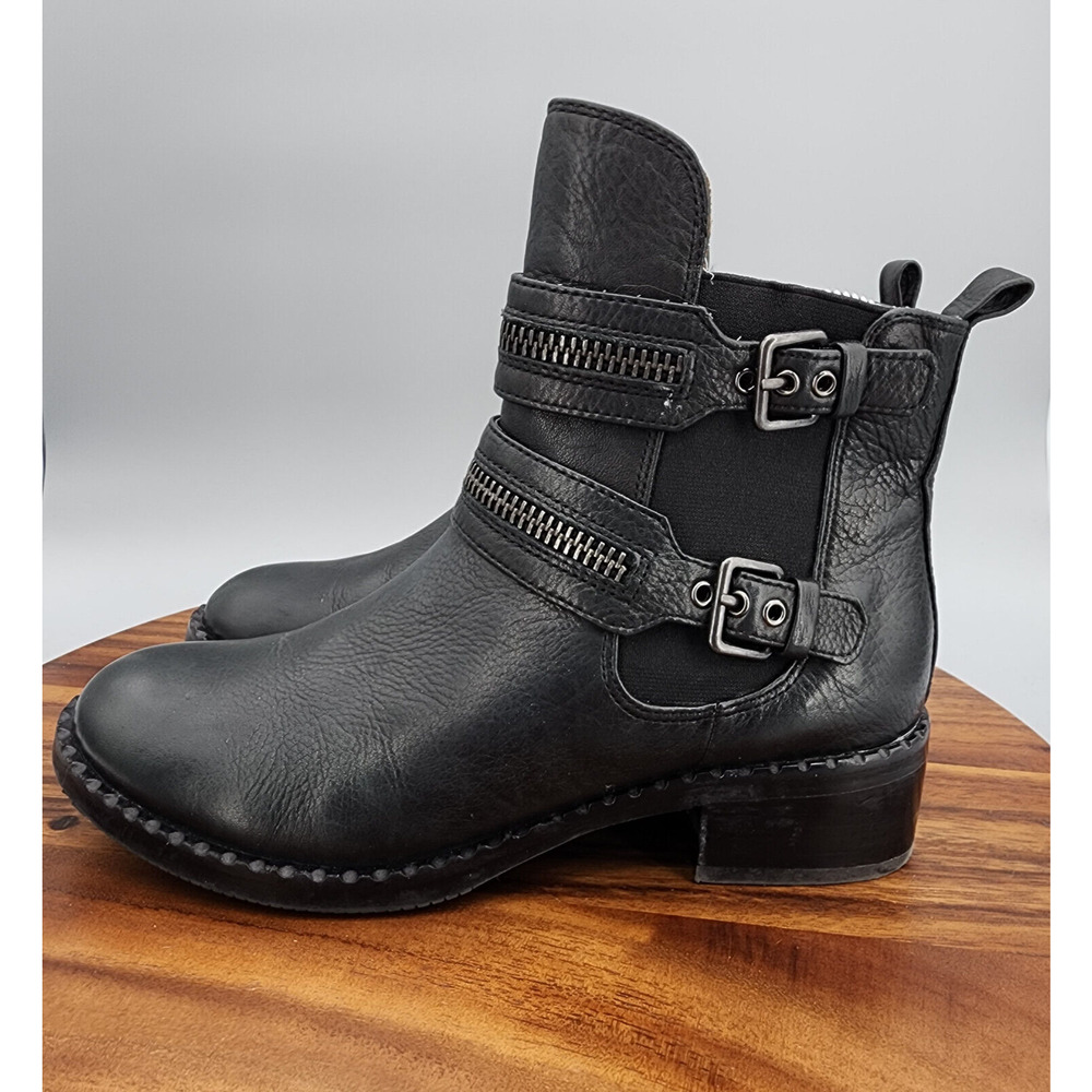 Gentle Souls Boots Women's 6.5 M Black Leather Zip Up Buckle Moto Ankle Booties - Picture 3 of 9